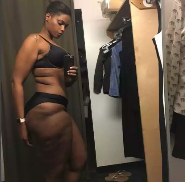 Curvy Woman Shares Pants and Bra Photo of Herself in Touching Testimony